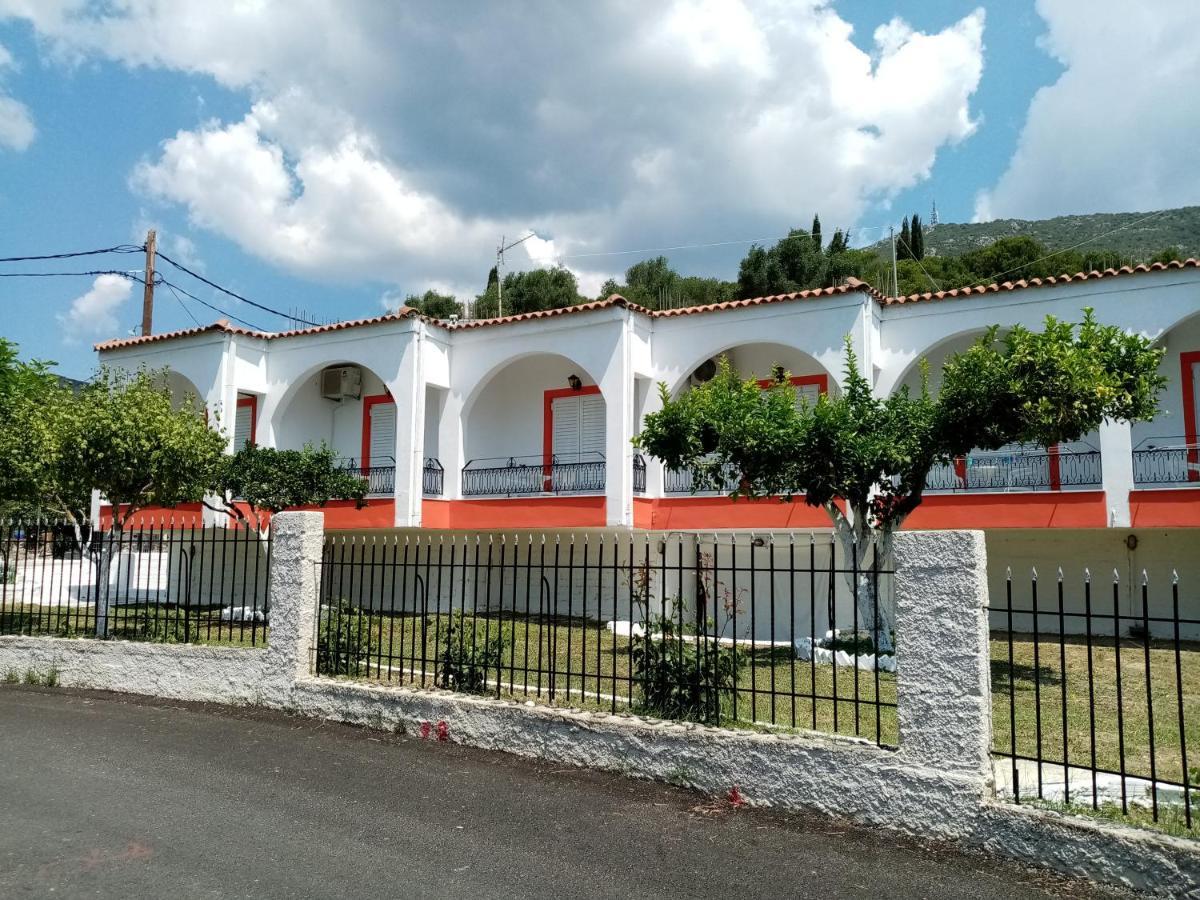 Villa Nikitas Parga Exterior photo